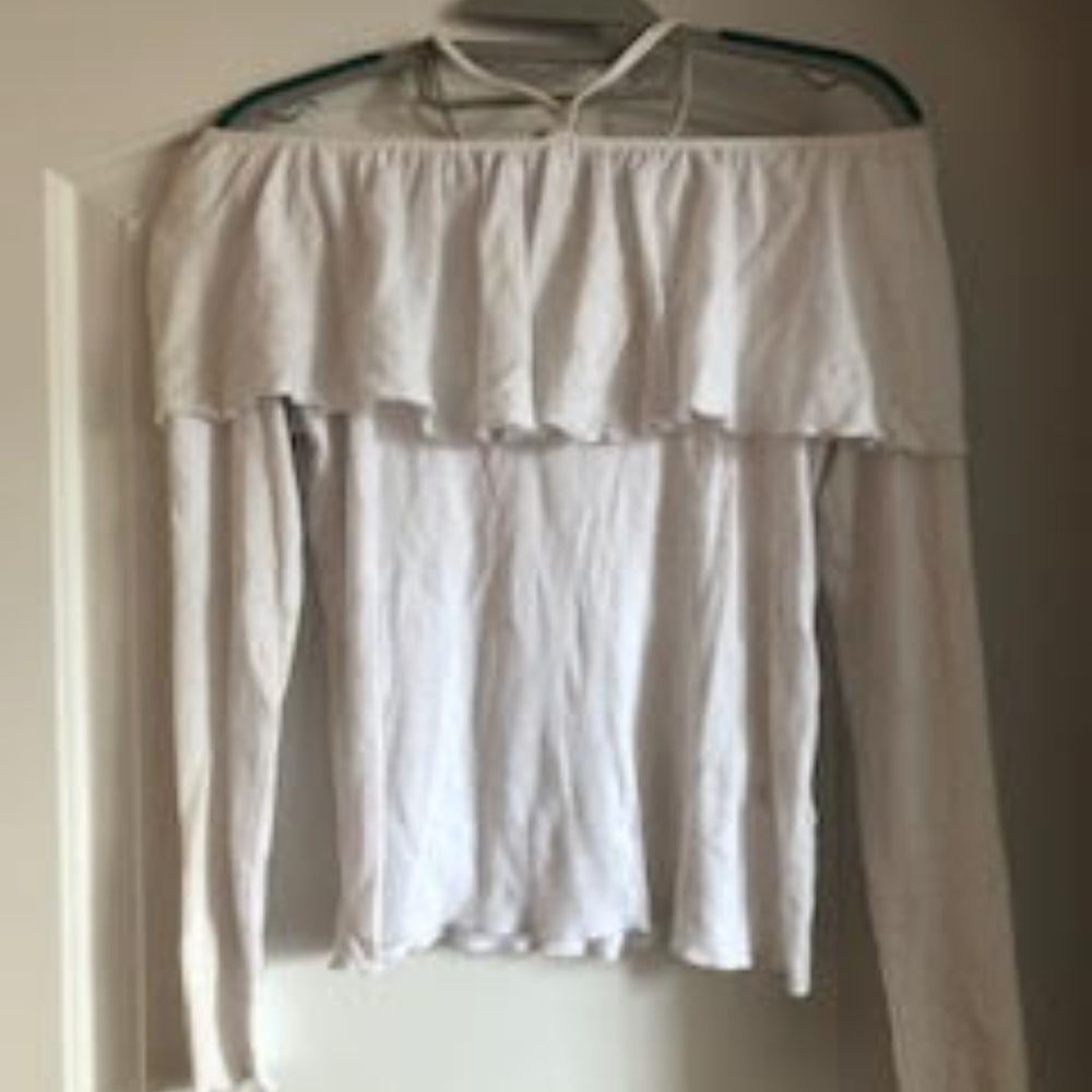 Chasor White Off the Shoulder Neck Top